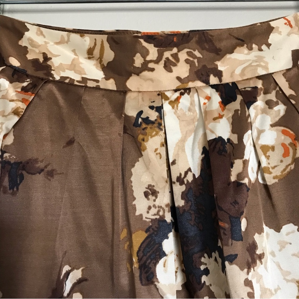 Talbots Petite Brown Floral Satin Skirt Size 14P Pleated Size Zip Lined NEW - Picture 3 of 11